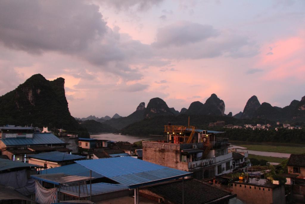 Monkey Jane'S Guesthouse Yangshuo Buitenkant foto