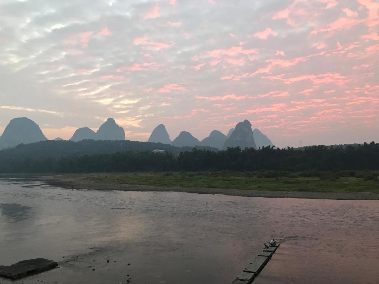 Monkey Jane'S Guesthouse Yangshuo Buitenkant foto