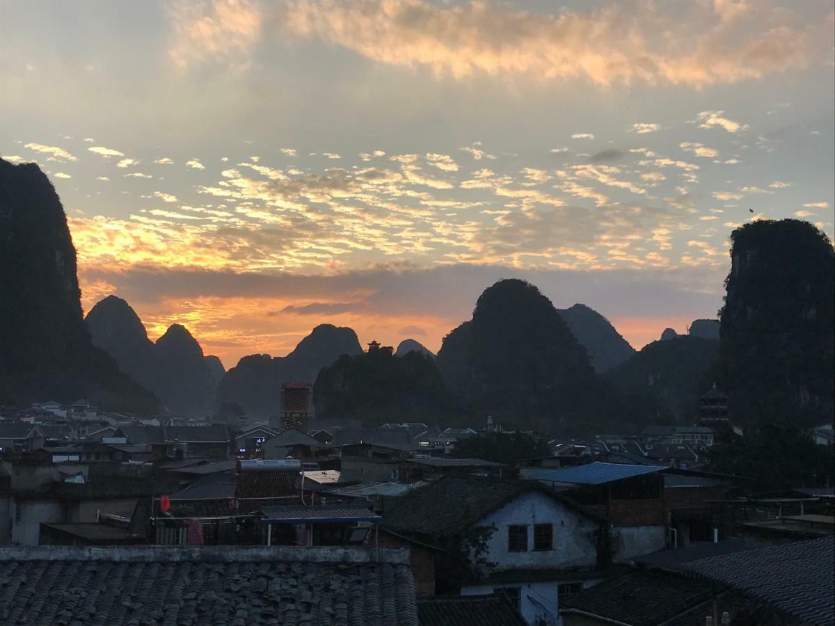 Monkey Jane'S Guesthouse Yangshuo Buitenkant foto